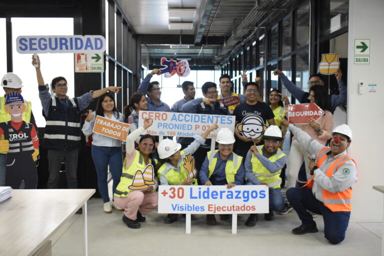 Servicios adicionales, trabajadores de una empresa